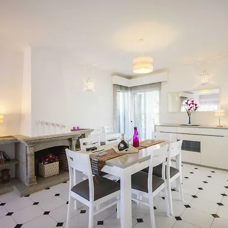 Jade By Algarve Holidays *